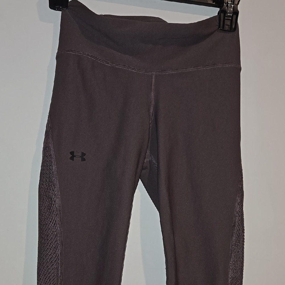 Under Armour Gray Leggings with Stretchy Fit and Wide Waistband - Picture 3 of 7